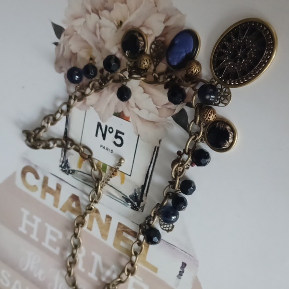 Necklace - Picture 5 of 11